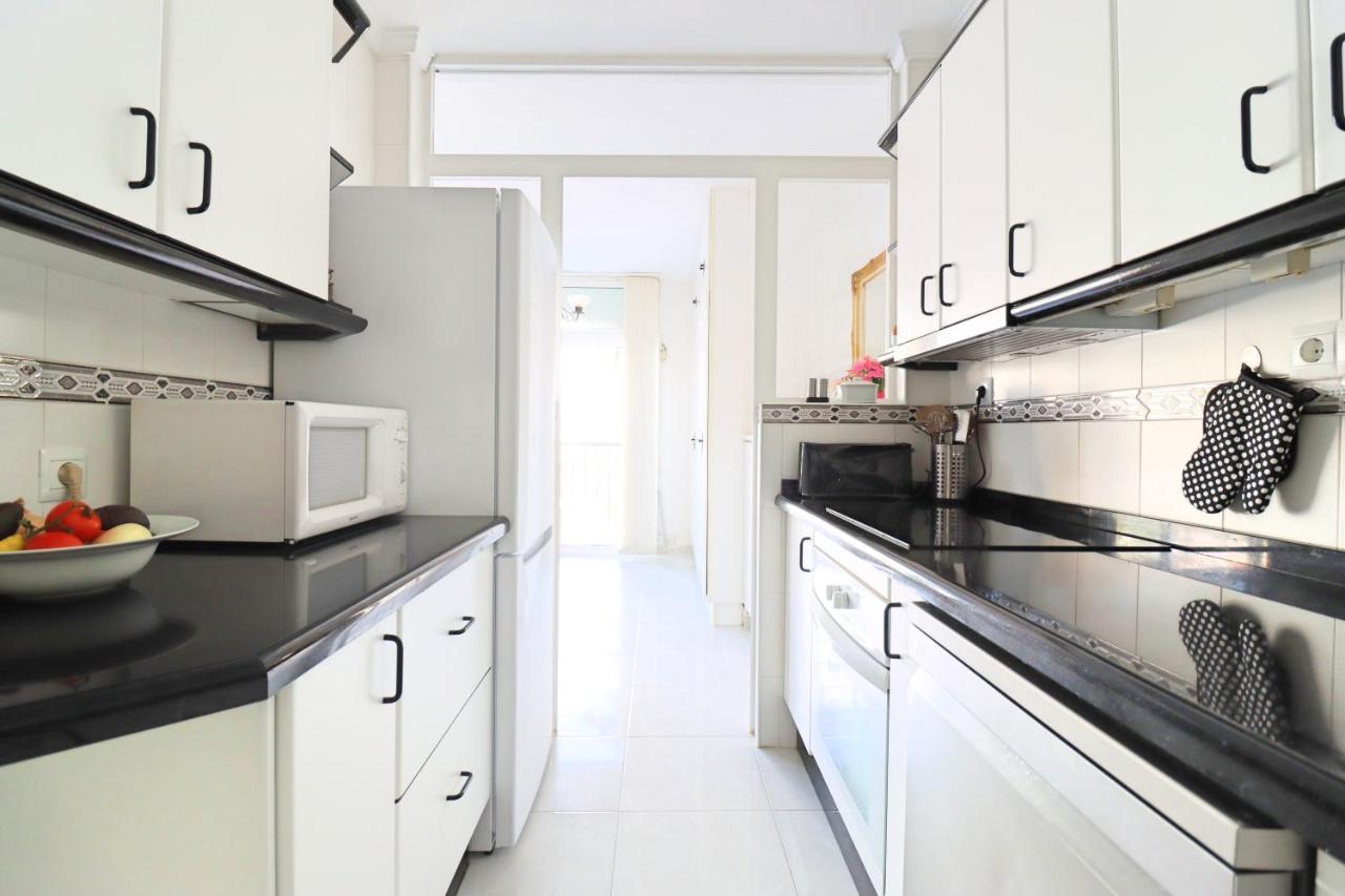 2 Bedroom In Parador With Pool And Seaview Nerja Zewnętrze zdjęcie